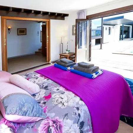Cois Farraige Villa *